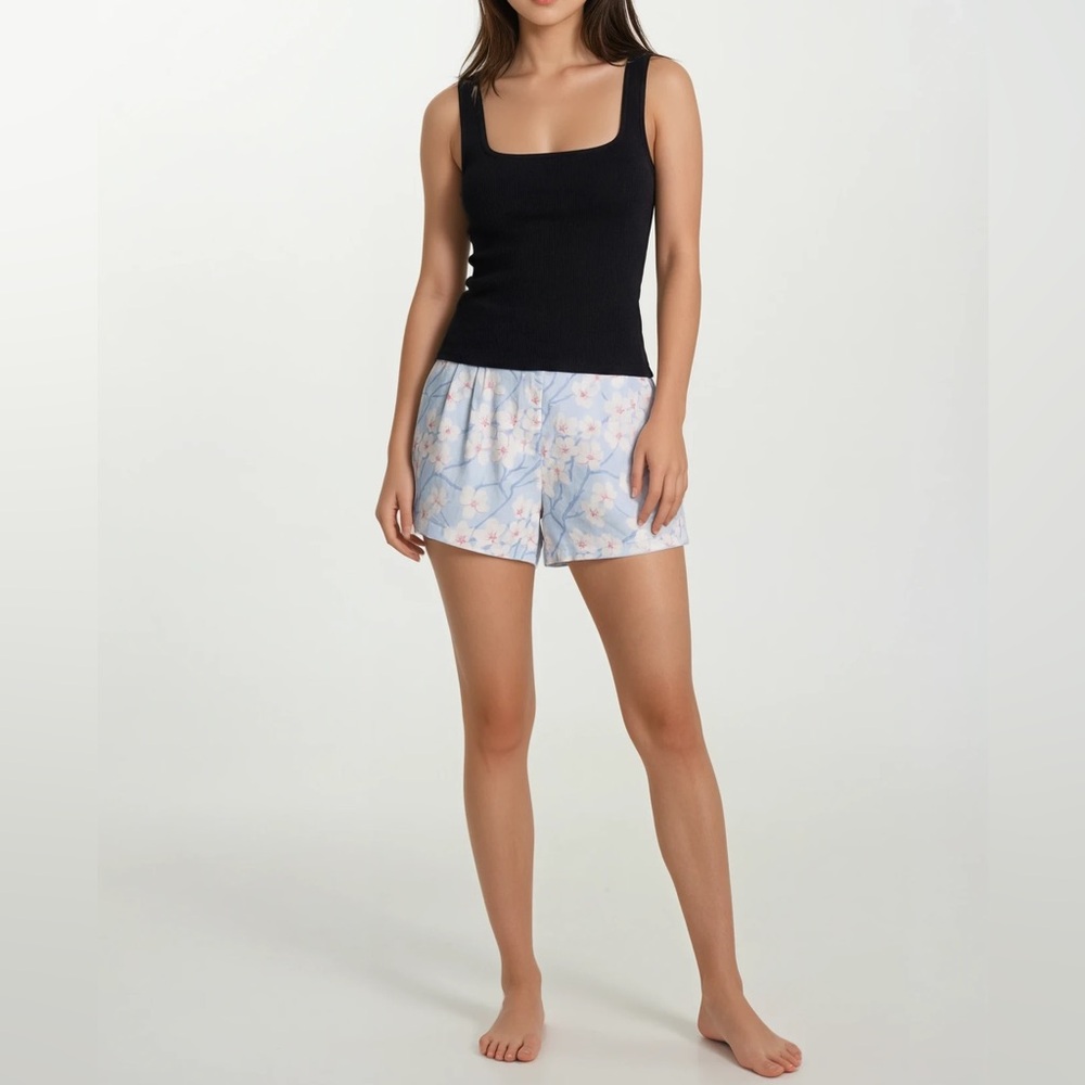 Ava Sky Fighting Eel Gemma Shorts Sky Sakura Medium NWT
